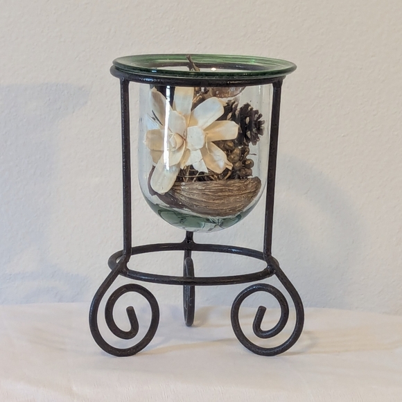 Glass Candle Holder With Metal Stand - Picture 3 of 8